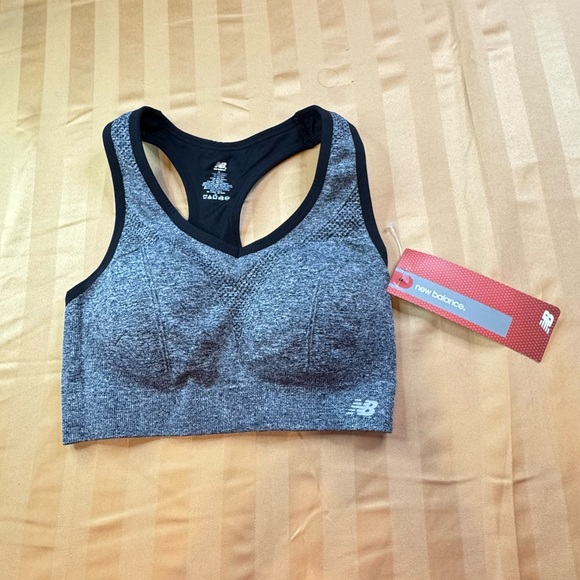 NWT-New Balance Gray Sports Bra - Size S - Picture 1 of 7